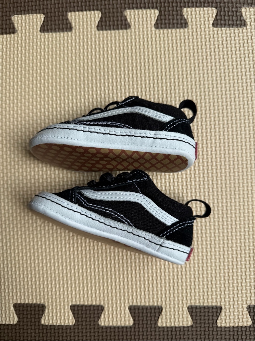 Vans Infant Old Skool Crib Shoes - Size 4 (6-9m)